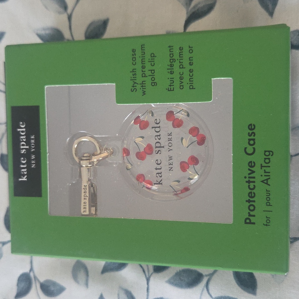 Kate Spade Protective Case For Air Tag NWT